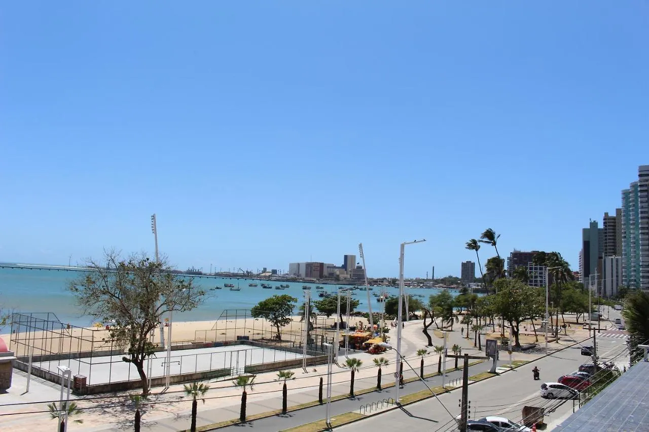 06 Flat Beira Mar Com Energia, Vaga, 3 Camas, Wi-Fi E Ar Apartment Fortaleza  Fortaleza (Ceara)