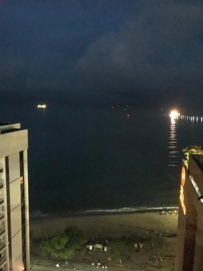 06 Flat Beira Mar Com Energia, Vaga, 3 Camas, Wi-Fi E Ar Διαμέρισμα Φορταλέζα